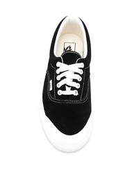 Baskets basses en toile noires Vans