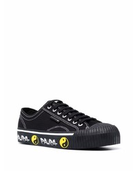 Baskets basses en toile noires Superga