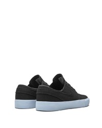 Baskets basses en toile noires Nike