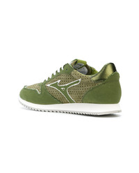 Baskets basses en toile olive Mizuno