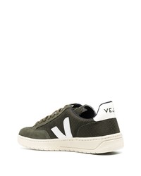 Baskets basses en toile olive Veja