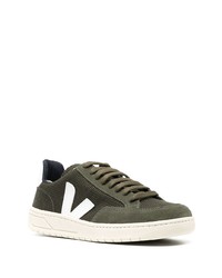 Baskets basses en toile olive Veja