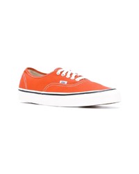 Baskets basses en toile orange Vans