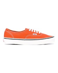 Baskets basses en toile orange Vans