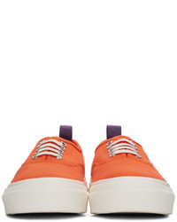 Baskets basses en toile orange Eytys