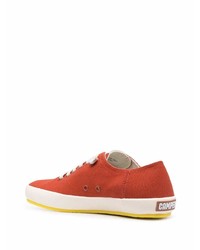 Baskets basses en toile orange Camper