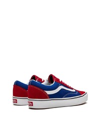 Baskets basses en toile rouge et bleu marine Vans