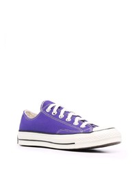 Baskets basses en toile violettes Converse