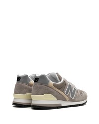 Baskets basses gris foncé New Balance