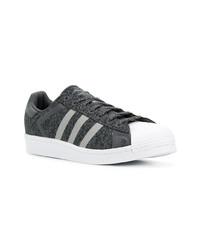 Baskets basses gris foncé White Mountaineering