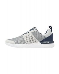 Baskets basses grises Supra