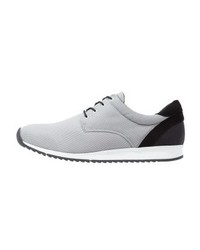 Baskets basses grises Vagabond