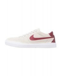 Baskets basses imprimées beiges Nike