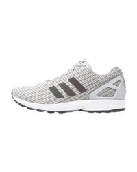 Baskets basses imprimées grises adidas