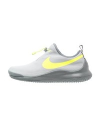 Baskets basses imprimées grises Nike