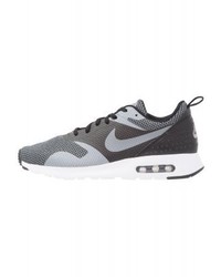 Baskets basses imprimées grises Nike
