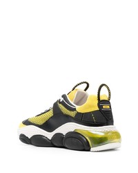 Baskets basses jaunes Moschino