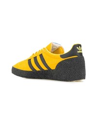 Baskets basses jaunes adidas