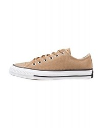 Baskets basses marron clair Converse