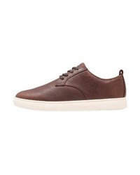 Baskets basses marron Clae