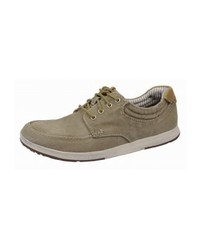 Baskets basses marron Clarks