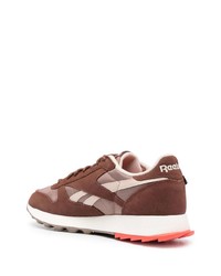 Baskets basses marron Reebok