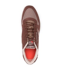 Baskets basses marron Reebok