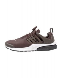 Baskets basses marron Nike