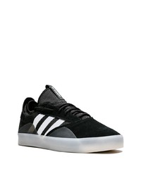 Baskets basses noires adidas