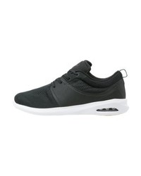 Baskets basses noires Globe