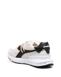 Baskets basses noires Diadora