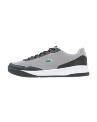 Baskets basses noires Lacoste
