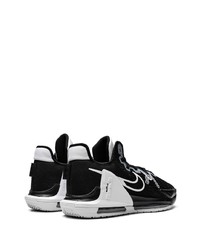 Baskets basses noires Nike