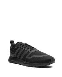 Baskets basses noires adidas