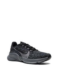 Baskets basses noires Nike