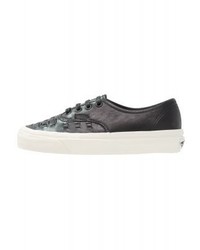 Baskets basses noires Vans