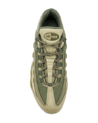 Baskets basses olive Nike