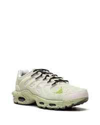 Baskets basses olive Nike