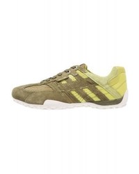 Baskets basses olive Geox