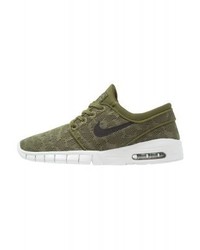 Baskets basses olive Nike