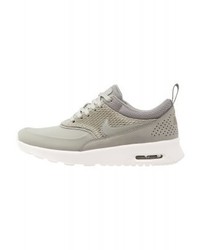 Baskets basses olive Nike