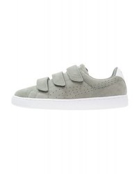 Baskets basses olive Puma