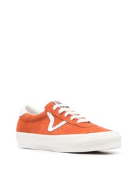 Baskets basses orange Vans