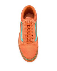 Baskets basses orange Vans