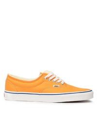 Baskets basses orange Vans