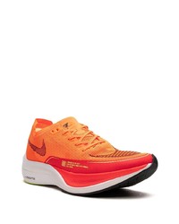 Baskets basses orange Nike