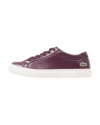 Baskets basses pourpre foncé Lacoste