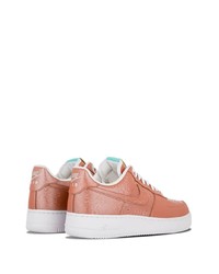 Baskets basses roses Nike