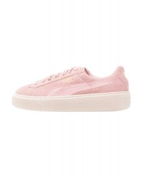Baskets basses roses Puma
