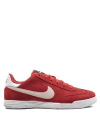 Baskets basses rouges Nike